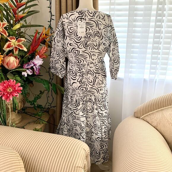 Zara V-neck Long Voluminous Abstract Printed Tiered Dress in White/Black - Picture 6 of 9